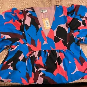 Crosby Eleanor blouse. Into the Garden. Medium. New with tags. Retail $170.